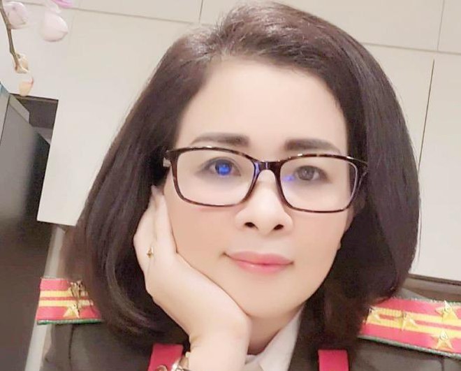 kieu-nu-no-la-dai-ta-cong-an-lam-gia-so-tiet-kiem-200-ti-dong-de-lua-tien-dao